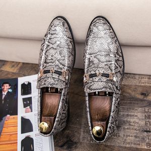 Office Business Personality 3322 Party Men Designer Buty męskie luksusowy nowy 2021 Casual Leather Driving Soft Wear Resistant '