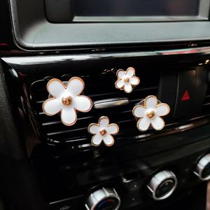 4pcs Floret Car Air Freshener Perfume Clip Cute Small Flowers Pink Car Accessories Interior Woman Aromatherapy Air Vent Clip