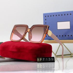 Top Sunóculos de Sol de Luxo Polaroid Lens Designer Womens Mens Goggle Sênior Óculos Para Mulheres Óculos Moldura Vintage Metal Sun Óculos com Caixa 8930 8932