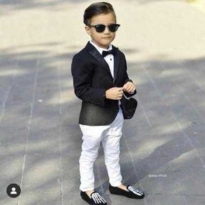 2021 Rahat Kostüm Homme Çocuk Takım Elbise Alyans Boy Slim Fit Smokin Balo 2 Parça Terno Masculino (Beyaz Ceket + Siyah Pantolon) X0909