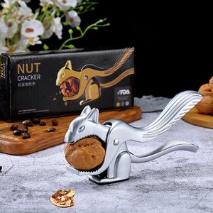 Squirrel Shape Almond Nut Pecan Nuts Nutcracker Nut Opener Sheller Kitchen Tool Pliers Sheller