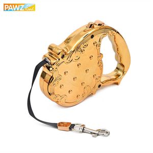 Pet Dog Lead Leashes Pet Auto Smycz Chowany Szczeniak Luksusowy Design 3-7m Długa Trakcja Liny Łańcuch Najwyższej Jakości Złoto / Sliver Colors 210712