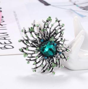 Damen Retro übertriebene Corsage Broschen Pin Blumenform Einfach passende Legierungsblumen Brosche Abzeichen für Party