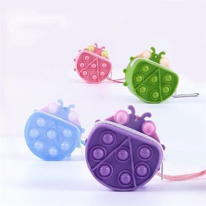 Dekompresja Zabawka Dla Dzieci Mini Portfel Push Buple Ladybird Kształt Portable Moda Crossbody Pack Silikon Naciśnij Fidget Zabawki Torby