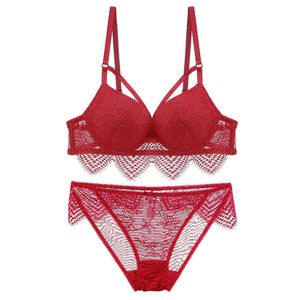 Бюстгальтеры трусики и трусики устанавливают набор Sexy Up Sexy Lingerie Triangle Кружело