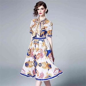 Runway Camisa de Verão Vestido Mulheres Lace Up Bow Collar Luxo Floral Impressão Vintage Elegante Manga Curta Longa Barroco 210603