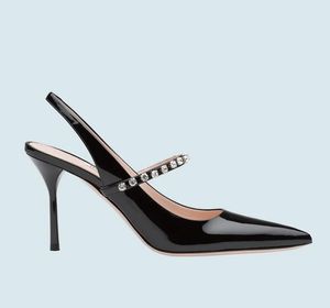 Elegant Design Bing Baily Tofflor Bröllopsklänning Högklackat Kvinnor Kristall Pearl Strap Kvinnors Pumpar Point Toe Sexig Lady Walking Shoes EU35-42