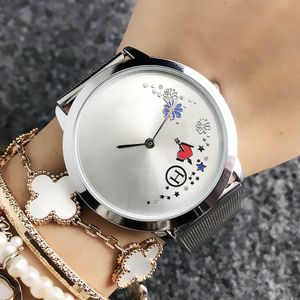 Mode Top Brand Wrist Watch for Women Men Flower Style Steel Metal Band Quartz Watches Tom272540