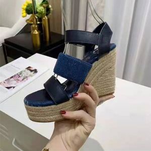 Luksusowe Projektant Damskie Moda Sandały Wysokoś Heeled Formalne Buty Damskie Buty Sexy Seksowne Buty Hemp Liny Tkane Grube Sol Heels Heels Sandal Damski