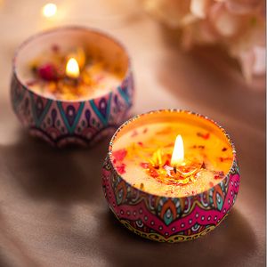 Fragrance Handmade Soy Wax Aroma Candle Dry Flowers Scented Candles Metal Can Environmental Home Decoration Wedding Wax Candles