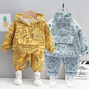 Tuta da bambino a maniche lunghe da neonato primavera e autunno Tuta da bambino casual a righe occidentali + jeans Tuta sportiva da ragazzo in due pezzi X0802