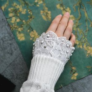 Fingerless Gloves Universal Wild Layer Fake Manschett Diamant Pläterad Chiffon Dekorativ Collar Sleeve Broderi Avtagbar Vintage Vit