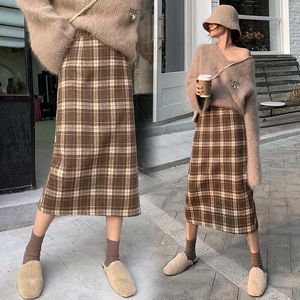 WERUERUYU Wool Plaid Skirt Button Design Bodycon High Waist Autumn Winter Long Elegant Woolen Girl 211119