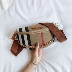 Toptan Kadın Göğüs Çanta Damalı Crossbody Bel Çanta Moda Modaya Düzenli, Basit Zincir Moda Sırt Çantası