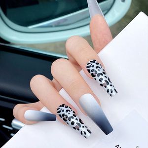 Haze Blue Leopard Print 24PC / Box Fashional Full Cover Nails Tips Jul Fransk Ballett Nail Tips Avtagbar Ultra-Tunn Fashion Wear False Nails Piece