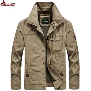 New Casual Jacket Men Spring Capispalla 100% cotone Giacca a vento Cargo Coat Army Pilot Flight Bomber da uomo Giacche Abbigliamento di marca X0710