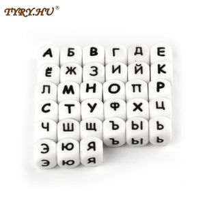 TYRY.HU 100PCS / SET Ryska alfabetet Brevpärlor Silikon Baby Teether Tanding för halsband 12mm 211106
