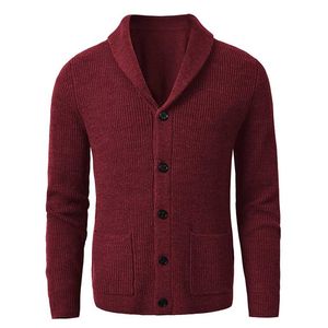 Herren-Strickjacke mit Schalkragen, schmale Passform, Zopfmuster, Knopfleiste, schwarzer Merinowollpullover 211221