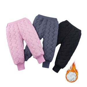 Pantaloni da ragazzo I pantaloni di addensamento inverno con bambini in rivestimento di velluto abbigliamento pantaloni caldi per ragazze unisex