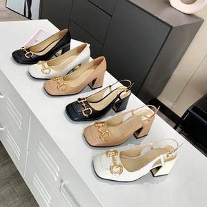Tasarımcı Klasik Kare Ayak Kadınlar Elbise Ayakkabı Ayakkabı Ayak Bileği Sapanlar Elbise Ayakkabı Deri Sandalet Kadın Strappy Slide Sandal ile Kutusu Boyutu 33-43