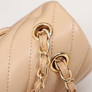 Kożuch i skóra bydlęca Kobiety Totes Luksusowy projektant Torby na ramię Marka Modna torebka Mini Klasyczna skórzana torebka Crossbody Caviar Texture Chain Flap Bag