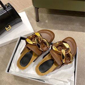 New style-Ladies Big chain Buckles slippers summer women fashion genuine leather flat slipper Casual round shoes size 35-40