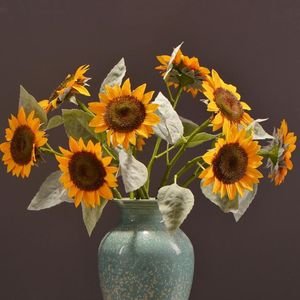 Dekorative Blumenkränze, künstlicher gelber Sonnenblumenstrauß, 68 cm, Seidenblume, künstliche Zweigblätter, hochwertig, für Zuhause, Garten, Party, Hochzeit, D