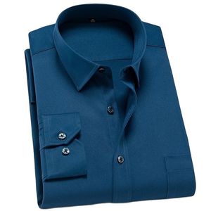Camisas de estiramento sólido de não-ferro para homens Spandex camisa de vestido de manga comprida regular com bolso frontal macio easycare formal top 220125