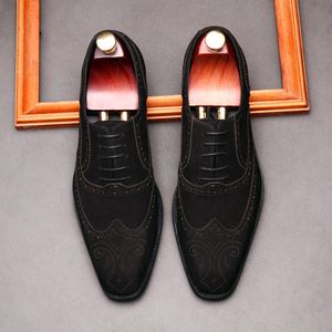 Homens genuíno nubuck couro homem negócio vestido sapatos estilo clássico estilo lace up pointed toe brogue esculpido oxford sapatos de casamento homens g49