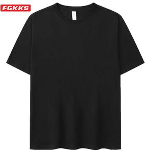 FGKKS Brand Casual T Shirt da uomo Estate Uomo Moda Simple Wild Tee Shirts High Street Cotton Manica Corta T Shirt Maschio