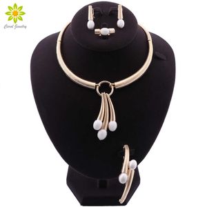Fashion Nigerian Woman Wedding African Beads Jewelry Set Fashion Dubai Gold Color Necklace Earrings Bracelet Ring Bridal Gift H1022
