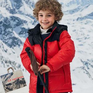 Çocuklar Aşağı Ceket Tasarımcı Erkek Kız Ceketler Parkas Klasik Mektup Dış Giyim Ceket Mont Bebek Yüksek Kalite Sıcak Kapüşonlu Üst 2 Stilleri 13 Seçenekler Boyutu 110-160