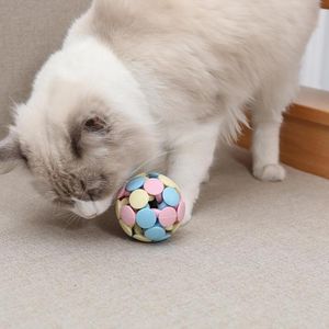 猫おもちゃセーフゴムペットのおもちゃのボールマカロンの歯のクリーニングサウンドチューインプレイゲーム面白い用品アクセサリー
