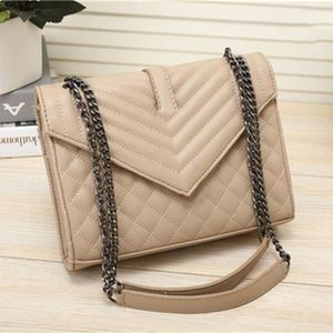 Women Shape Flap Chain Shoulder Bags Messenger Bag Cross Body Classical Designer Handbag Satchel Crossbody Purse Cosmetic Evening Clutch 24cm