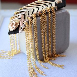 Pins, Brooches Punk Metal Vintage Gold Brand Men Women Suit Shirt Shoulder Pins Epaulette Epaulet Tassel Clothing Accessories