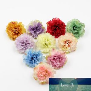 Ghirlande di fiori decorativi 10 pz / lotto 5 CM Fiore artificiale Garofano di seta Testa Matrimonio Decorazione festa a casa Ghirlande fai da te Scrapbook Craft