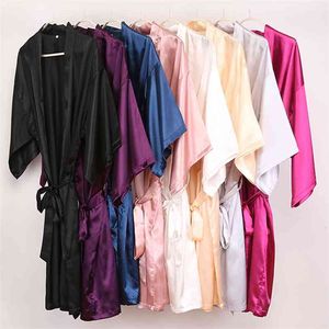 Cfung vanlig satinrockar rosa champagne silver kimono badrock kvinnors enkelhet pyjamas bröllopsfest robes kort s-xxl 210831