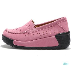 Scarpe eleganti all'ingrosso Focaccina in pelle cava da donna con fondo spesso Tacco da donna coreano estivo