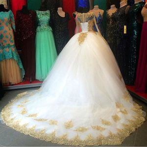 Vintage White And Gold Wedding Dresses With Long Sleeve Illusion Appliques Lace Beaded Ball Gown Court Train Vestidos de Novia Bridal Gowns