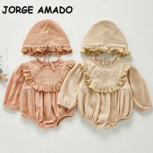 Primavera Neonate Tuta maniche lunghe Ruffles Colletto Tuta con cappuccio nato Stile carino Abbigliamento per bambini E06 210610