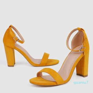 디자이너 드레스 신발 섹시 하이힐 여성 패션 여름 샌들 여자 펌프 파티 결혼식 흰색 노란색 블록 숙녀 2021