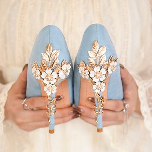 Цветок Ремешка Для Обуви оптовых-928 Обувь платья мода светло роскошный модель вечеринка банкетная свадьба обувь на высоком каблуке Сексуальный металлический цветок женщины европейские сапоги в стиле ботинок