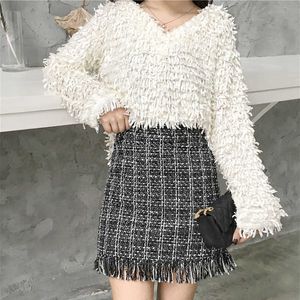 Kvinnor Woolen Mini Skirt Höst Vinter Vintage Straight Plaid Tassel Skater Kjol Hög midja Femininas 210527