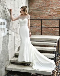 2021 Abito da sposa sirena Illusione Indietro Abiti da sposa in cristallo manica corta Fabbrica