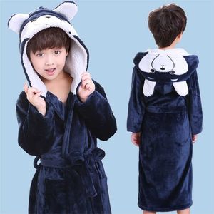 Moda Baby Kapturem Szlafrok Wiosna Jesień Bawełna Dzieci Bath Rates Boys Cartoon Long Flanel Kids Swimming Robe 211109