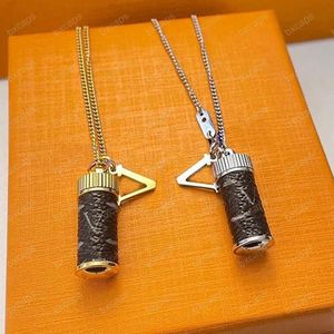 Designer Pillar Box Pendant Necklaces For Women Men Luxurys Designers Flower Necklaces Mens Choker Fashion Jewelry With Box