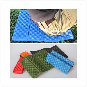 Outdoor Pads 100pcs/lot Folding XPE Waterproof Camping Mat Picnic Damp Proof Sitting Cushion Foam Beach Tourist