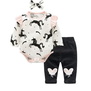 Flickor Casual Outfits Unicorn Print Fly Sleeve Romper + Hjärtmönster Byxor Hårband Tjej Gullig Tecknad Kläder Ställ 210429