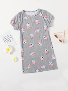 Kleinkind Mädchen T-Shirt-Kleid mit Cartoon-Einhorn-Aufdruck SIE