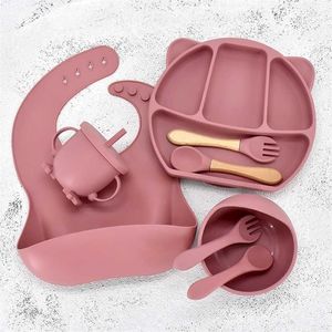 Baby Silicone Feeding Set Sippy Copo com canudos BPA Free Utensílios de mesa para crianças Nou-slip suction placas bacia bebê pratos de bebê 211027